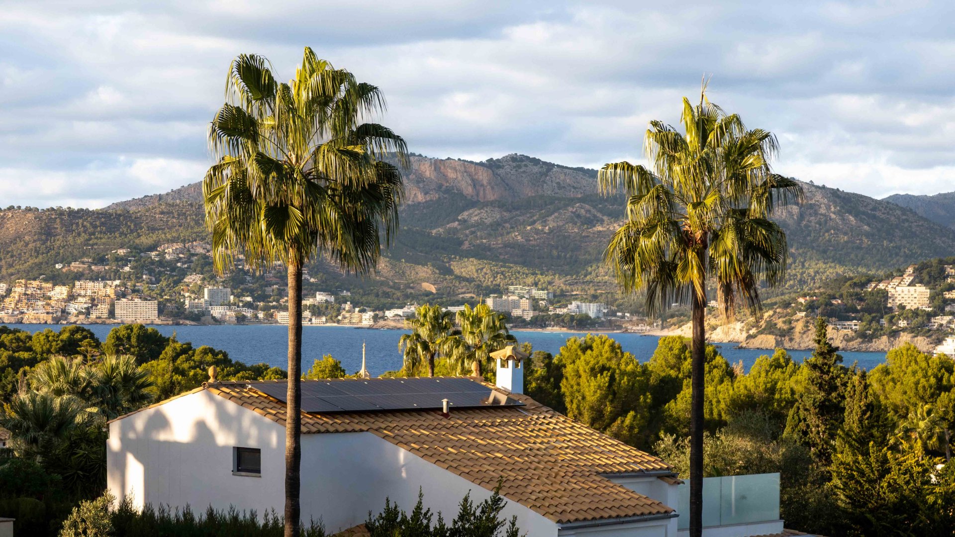 Villa a Santa Ponsa, Mallorca, Spagna 4 camere da letto, 290 mq. N° 143786