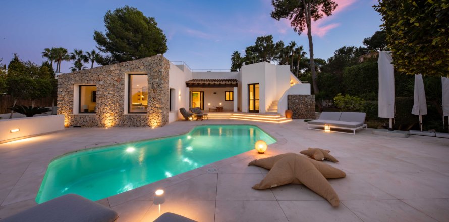 Villa en Santa Ponsa, Mallorca, España 4 dormitorios, 290 m2 No. 143786