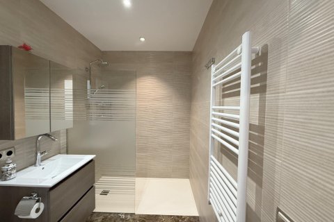 Продажа виллы в Кастель-д'Аро, Герона, Испания 5 спален, 640м2 №143782 - фото 21