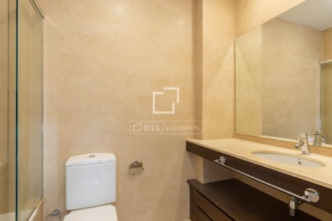 Dzīvoklis pārdošanā Sant Just Desvern, Barcelona, Spānijā 3 istabas, 137 m2 Nr. 150524 - attēls 24