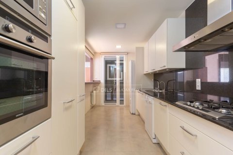 Dzīvoklis pārdošanā Sant Just Desvern, Barcelona, Spānijā 3 istabas, 137 m2 Nr. 150524 - attēls 14