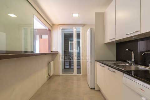 Dzīvoklis pārdošanā Sant Just Desvern, Barcelona, Spānijā 3 istabas, 137 m2 Nr. 150524 - attēls 15