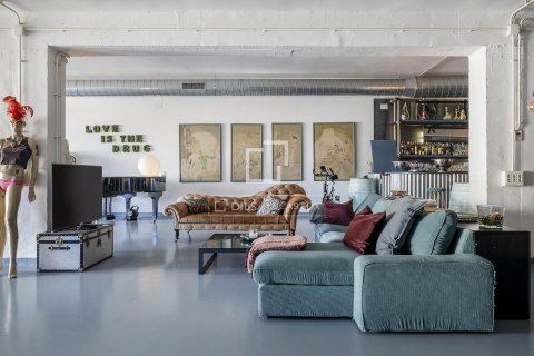 Dzīvoklis pārdošanā Barcelona, Spānijā 4 istabas, 398 m2 Nr. 150528 - attēls 2