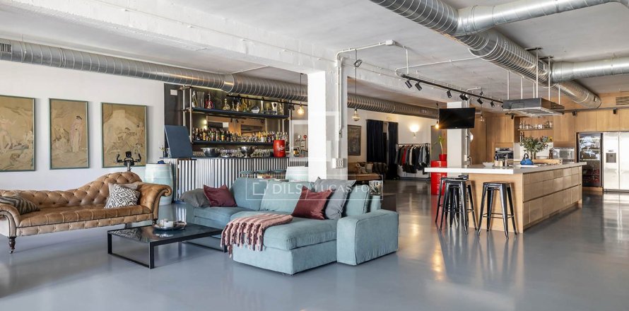 Dzīvoklis Barcelona, Spānijā 4 istabas, 398 m2 Nr. 150528