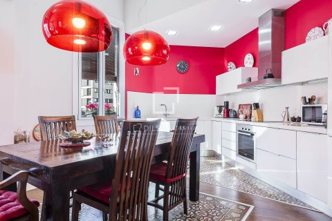 Apartament w Barcelona, Hiszpania 4 sypialnie, 137 mkw. nr 150527 – zdjęcie 7