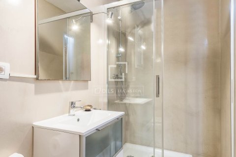 Apartament w Barcelona, Hiszpania 4 sypialnie, 137 mkw. nr 150527 – zdjęcie 26