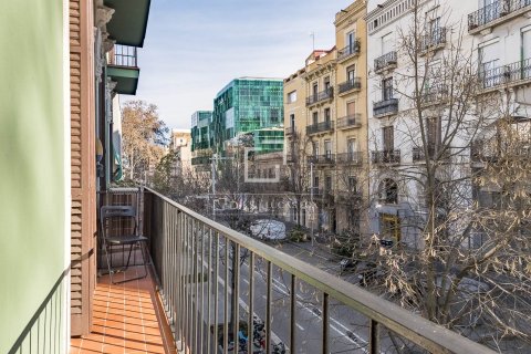 Apartament w Barcelona, Hiszpania 4 sypialnie, 137 mkw. nr 150527 – zdjęcie 9