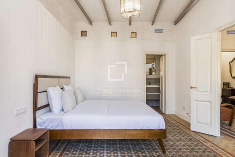 Apartment à vendre à Barcelona, Espagne, 4 chambres, 205 m2 No. 150530 - photo 18