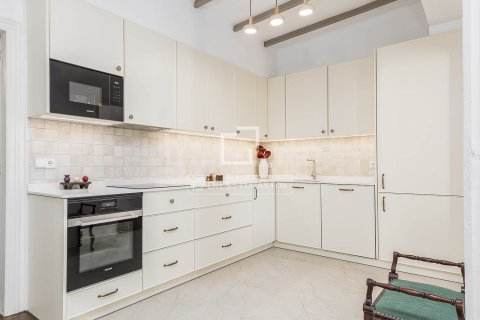 Apartment à vendre à Barcelona, Espagne, 4 chambres, 205 m2 No. 150530 - photo 8