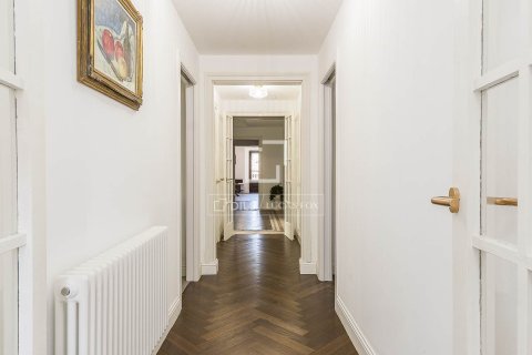 Apartment à vendre à Barcelona, Espagne, 4 chambres, 205 m2 No. 150530 - photo 26