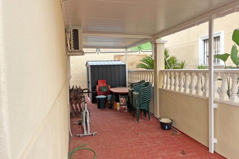 Villetta a schiera in vendita a Urbanizacion Las Filipinas, Alicante, Spagna 3 camere da letto, 81 mq. N° 155597 - foto 13