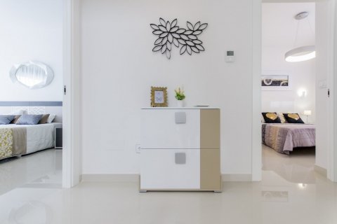 Продажа виллы Сан-Мигель-де-Салинас, Аликанте, Испания 4 спальни, 135м2 №111452 - фото 14