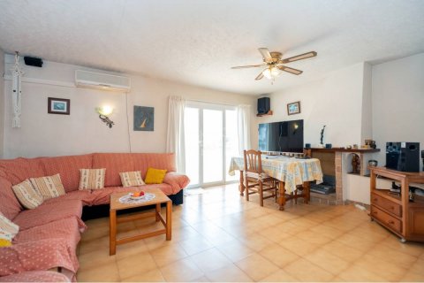 Продажа виллы в Кала'н Портер, Менорка, Испания 2 спальни, 76м2 №119666 - фото 2