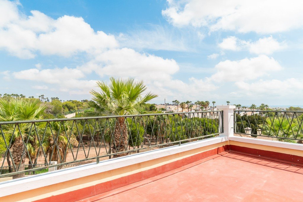 Villa Alicante, Spānijā 3 istabas, 125 m2 Nr. 145388