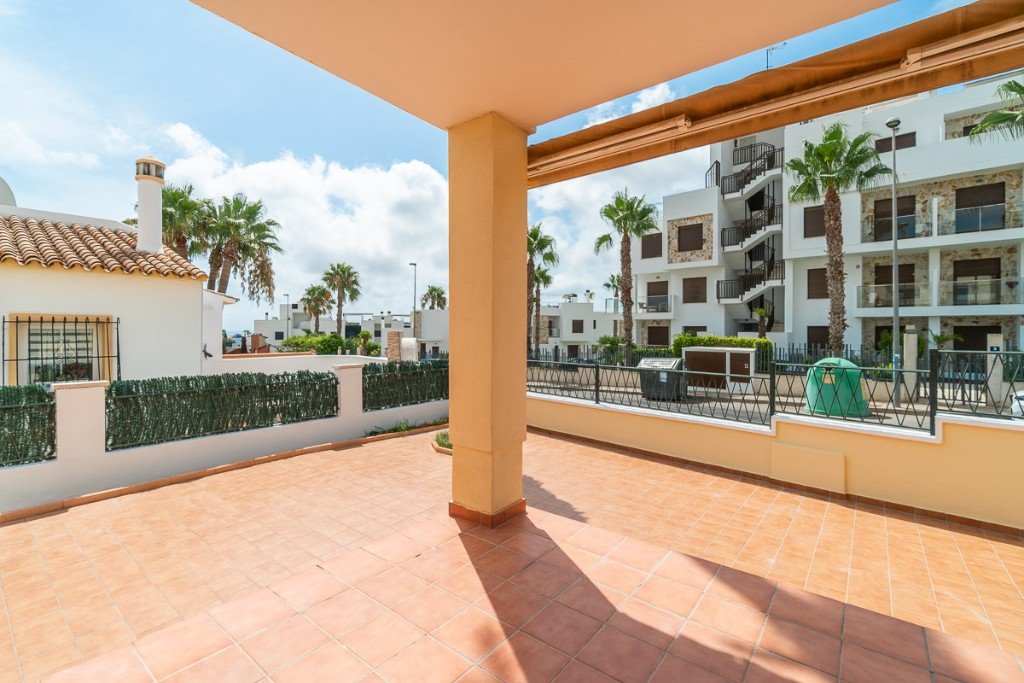 Villa Alicante, Spānijā 3 istabas, 125 m2 Nr. 145388