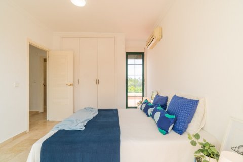 Villa for sale in Alicante, Spain 3 bedrooms, 125 sq.m. No. 145388 - photo 23