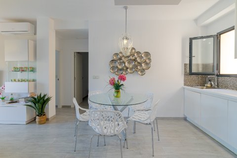 Продажа квартиры в Миль Пальмерас, Аликанте, Испания 2 спальни, 76м2 №145392 - фото 6