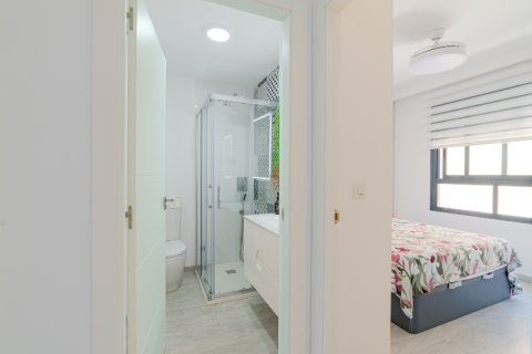 Продажа квартиры в Миль Пальмерас, Аликанте, Испания 2 спальни, 76м2 №145392 - фото 18