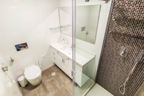 Huoneisto myytävänä Punta Prima, Alicante, Espanja, 2 makuuhuonetta, 70 m2 No. 145391 - kuva 11