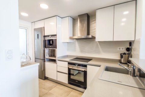 Huoneisto myytävänä Punta Prima, Alicante, Espanja, 2 makuuhuonetta, 70 m2 No. 145391 - kuva 6