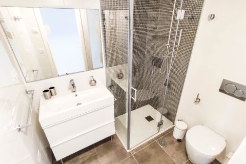 Huoneisto myytävänä Punta Prima, Alicante, Espanja, 2 makuuhuonetta, 70 m2 No. 145391 - kuva 8