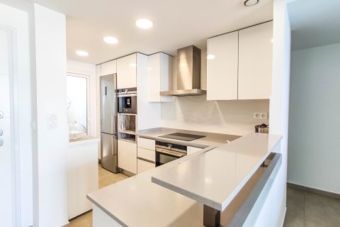 Huoneisto myytävänä Punta Prima, Alicante, Espanja, 2 makuuhuonetta, 70 m2 No. 145391 - kuva 30