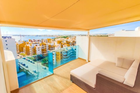 Huoneisto myytävänä Punta Prima, Alicante, Espanja, 2 makuuhuonetta, 70 m2 No. 145391 - kuva 19
