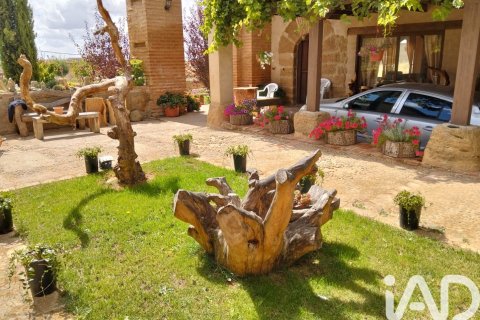 Propiedad comercial en venta en León, España 727 m2 No. 152617 - foto 4