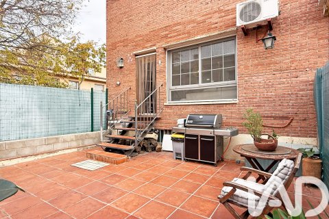 Продажа дома в Вилафранка-дель-Пенедес, Барселона, Испания 5 спален, 256м2 №152616 - фото 5