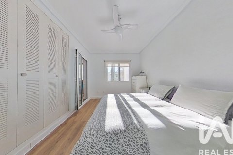 Radhus till salu i El Campello, Alicante, Spanien 3 sovrum, 125 kvm. Nr. 152620 - foto 30