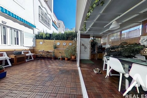 Radhus till salu i El Campello, Alicante, Spanien 3 sovrum, 125 kvm. Nr. 152620 - foto 6