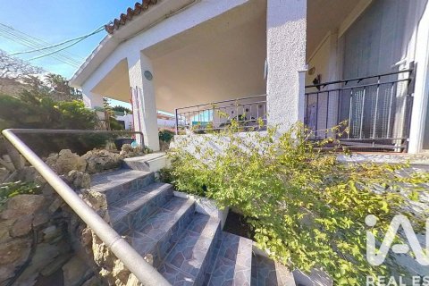 Casa in vendita a Creixell, Tarragona, Spagna 4 camere da letto, 231 mq. N° 173148 - foto 8
