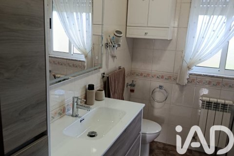Apartment for sale in Naron, A Coruna, Spain 7 bedrooms, 744 sq.m. No. 173142 - photo 29