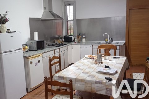 Apartment for sale in Naron, A Coruna, Spain 7 bedrooms, 744 sq.m. No. 173142 - photo 8