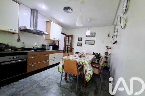 Radhus till salu i Puerto Lumbreras, Murcia, Spanien 4 sovrum, 254 kvm. Nr. 173147 - foto 22