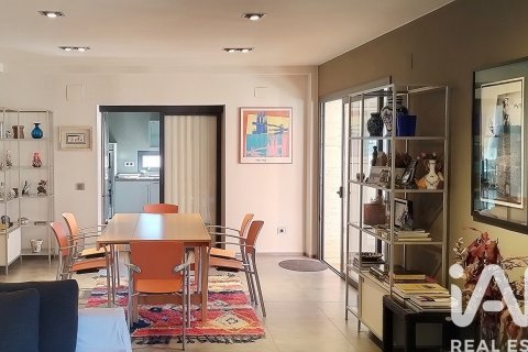 Talo myytävänä Altafulla, Tarragona, Espanja, 4 makuuhuonetta, 306 m2 No. 173145 - kuva 6
