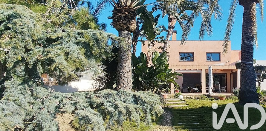 Talo Altafulla, Tarragona, Espanja 4 makuuhuonetta, 306 m2 No. 173145