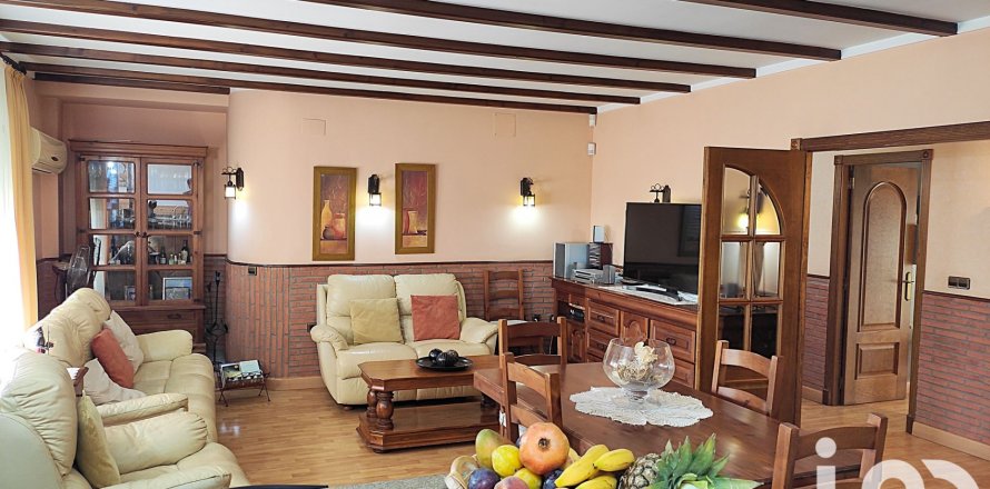 Apartament w Almenara, Castellon, Hiszpania 3 sypialnie, 299 mkw. nr 153027