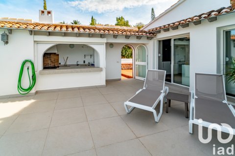 Hus till salu i Pego, Alicante, Spanien 5 sovrum, 427 kvm. Nr. 153026 - foto 9