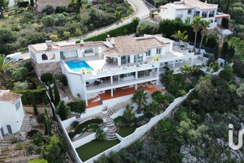 House in Pego, Alicante, Spain 5 bedrooms, 427 sq.m. No. 153026