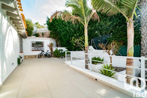 Hus till salu i Pego, Alicante, Spanien 5 sovrum, 427 kvm. Nr. 153026 - foto 24