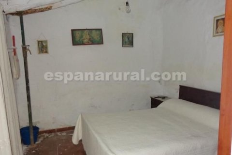 House for sale in Oria, Almeria, Spain 3 bedrooms, 120 sq.m. No. 184053 - photo 7
