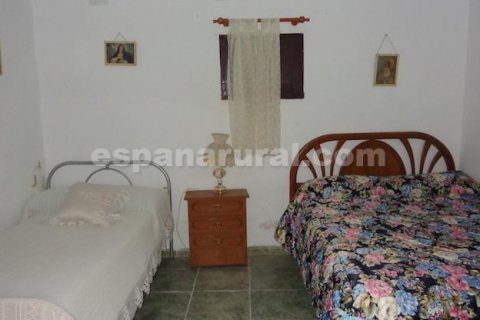House for sale in Oria, Almeria, Spain 3 bedrooms, 120 sq.m. No. 184053 - photo 5