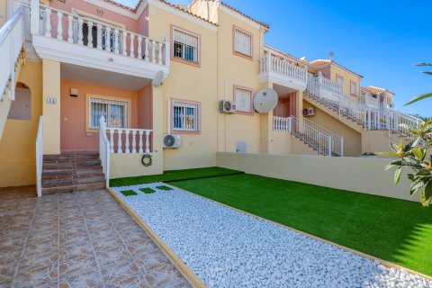 Apartment for sale Alicante, Spain 3 bedrooms, 70 sq.m. No. 137906 - photo 4