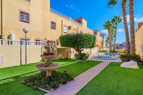 Apartment for sale Alicante, Spain 3 bedrooms, 70 sq.m. No. 137906 - photo 9