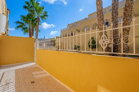 Apartment for sale Alicante, Spain 3 bedrooms, 70 sq.m. No. 137906 - photo 29