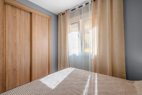 Apartment for sale Alicante, Spain 3 bedrooms, 70 sq.m. No. 137906 - photo 19