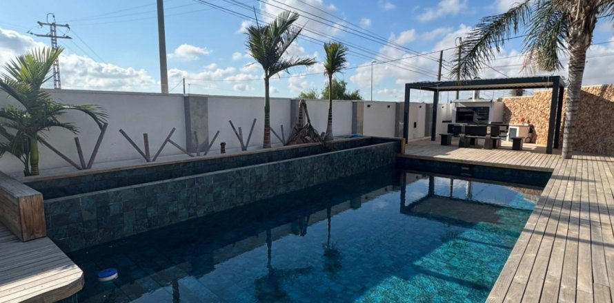 Villa Alicante, Spanien 5 sovrum, 275 kvm. Nr. 137901
