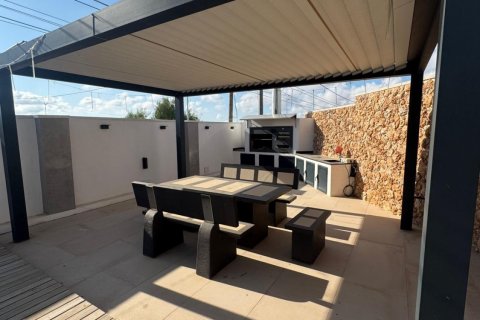 Villa till salu Alicante, Spanien 5 sovrum, 275 kvm. Nr. 137901 - foto 10