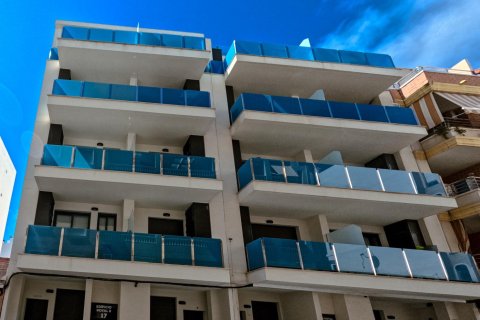 Apartment for sale Torrevieja, Alicante, Spain 2 bedrooms, 75 sq.m. No. 137902 - photo 1